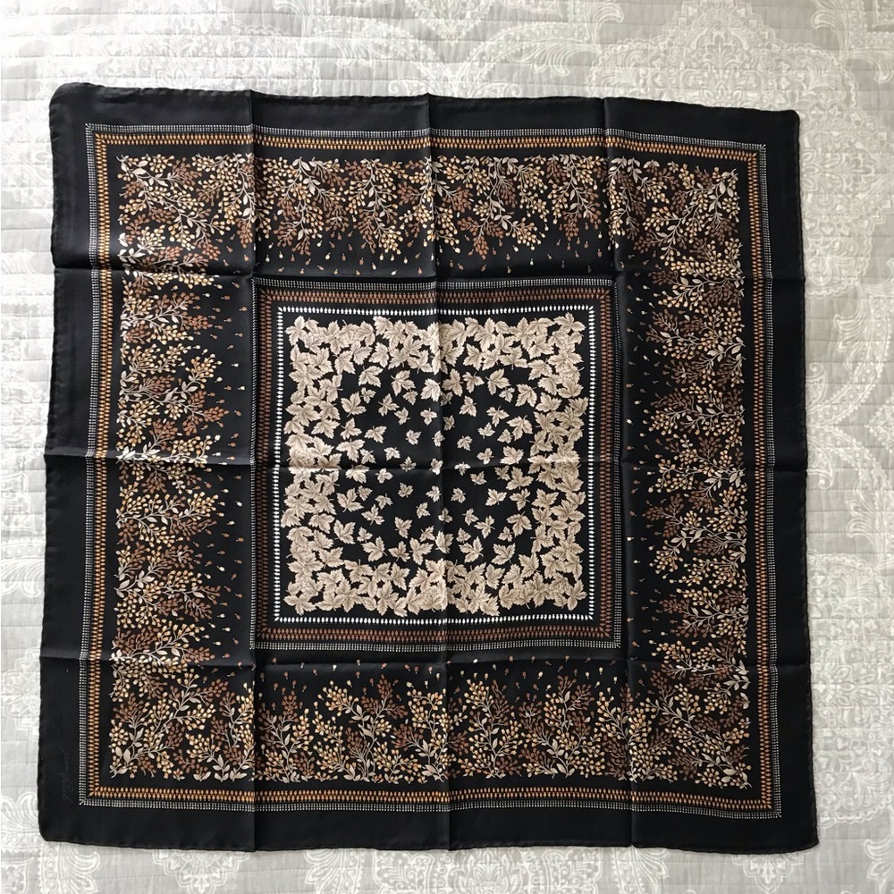 Jean Parel, Floral Patterned Black Scarf